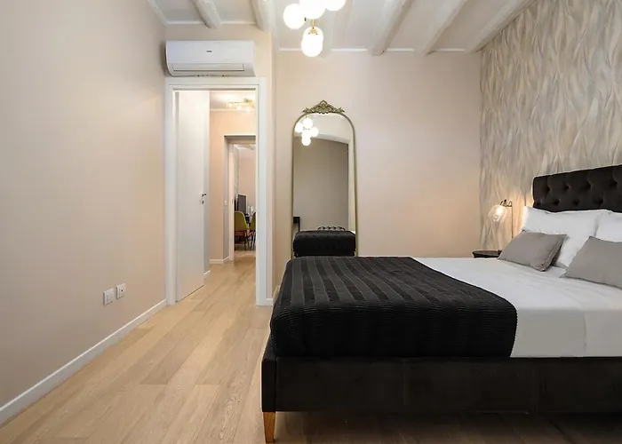 Classbnb - Central Apartment Near Castello Sforzesco